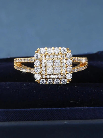 Isabella – Anillo audaz con halo cuadrado y pavé radiante