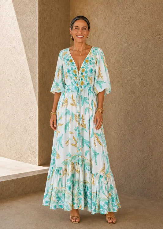 Vestido largo con escote en V y estampado de hojas