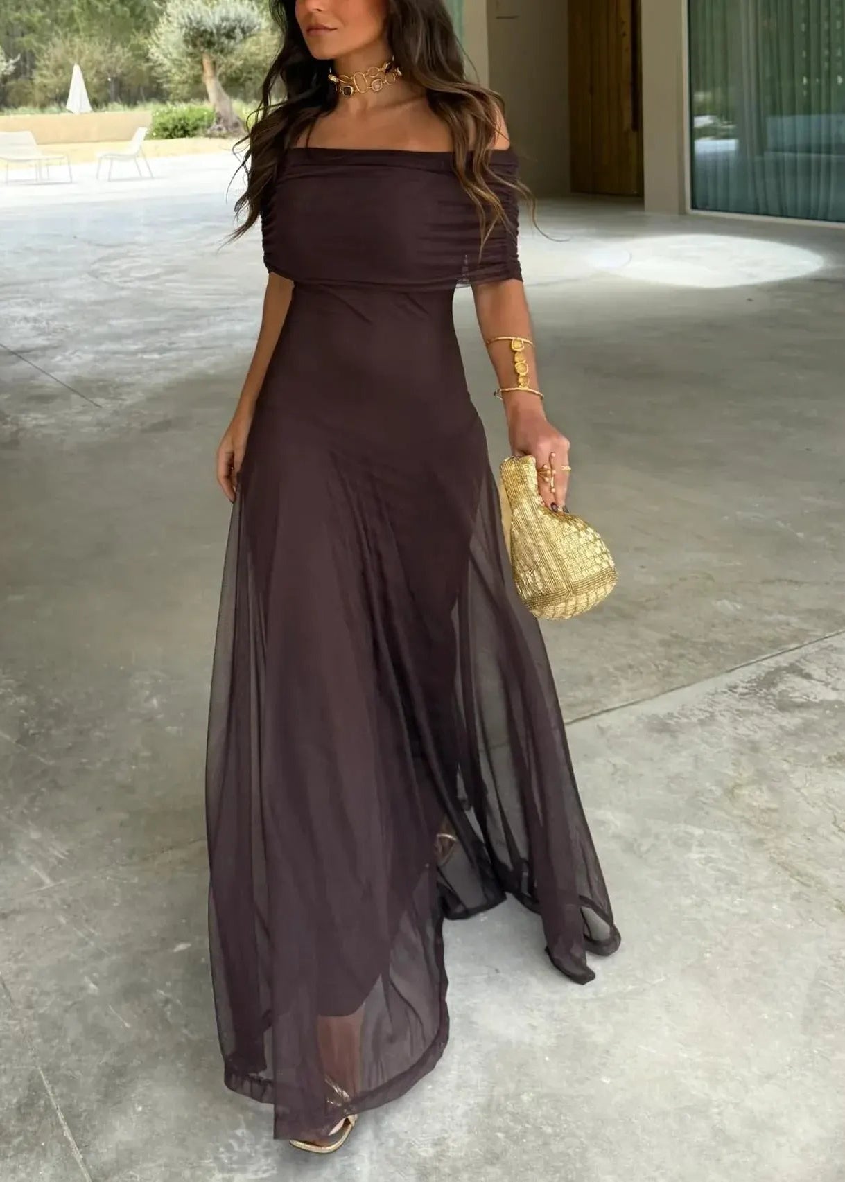 Vestido maxi de malla toledo con un solo hombro