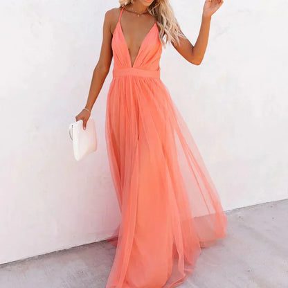 Rocío - Vestido maxi coral de escote profundo