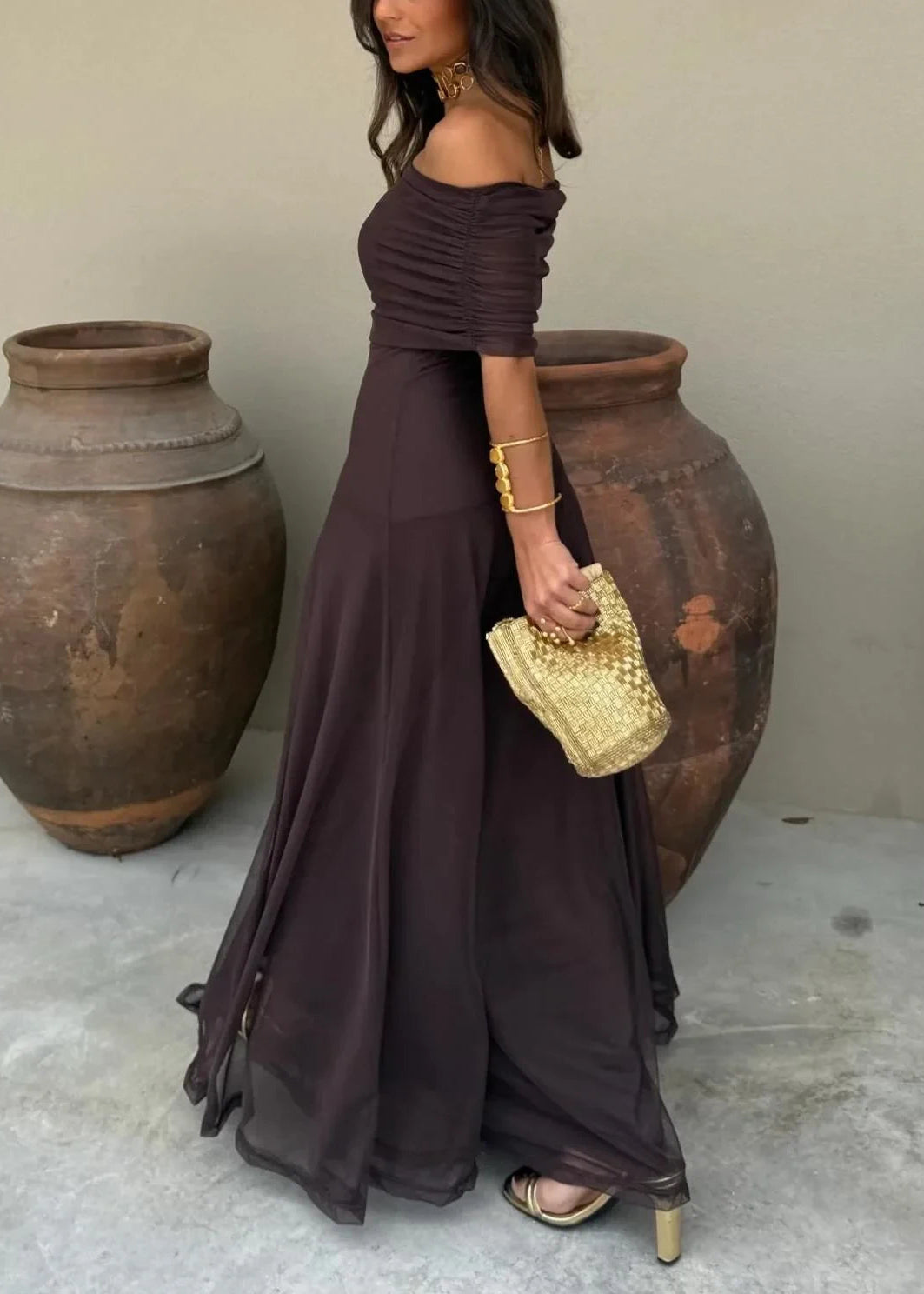 Vestido maxi de malla toledo con un solo hombro