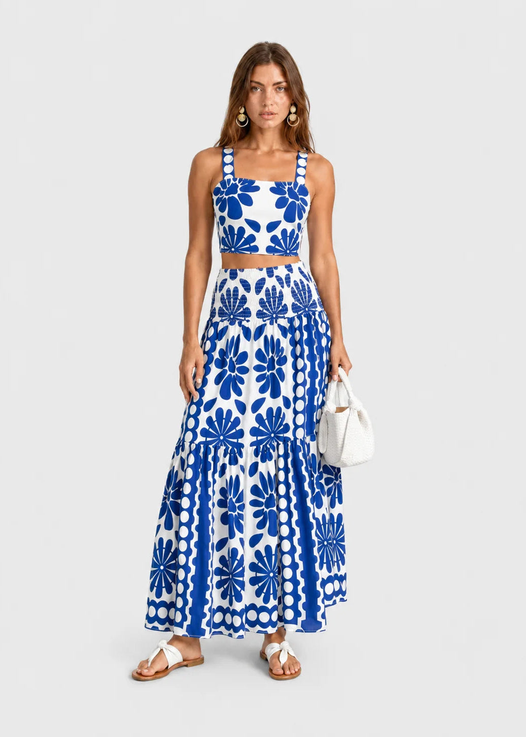 Conjunto de tirantes con falda maxi