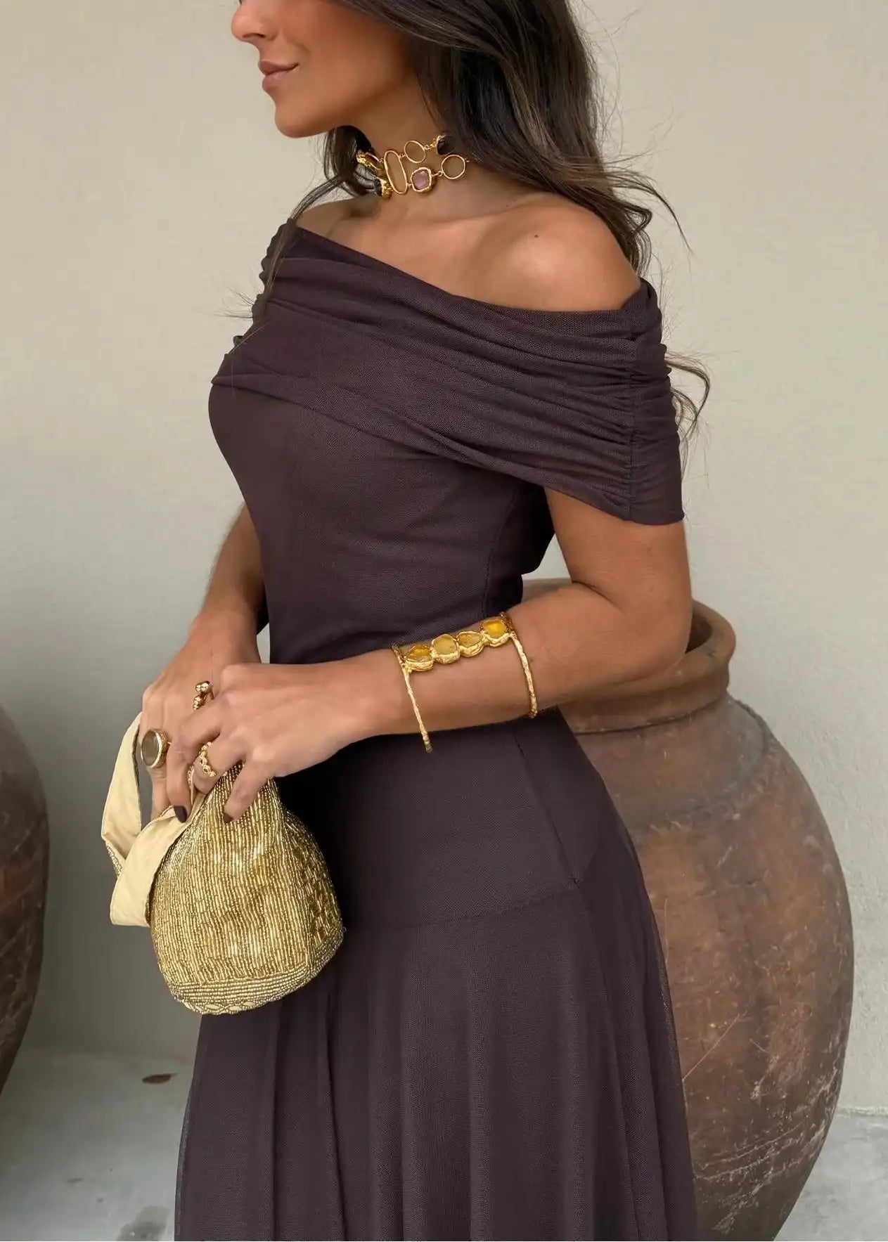 Vestido maxi de malla toledo con un solo hombro