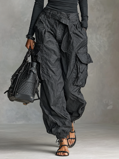 Conjunto Mujer Top Cuadrado y Pantalón Cargo Urbano