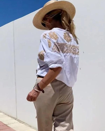 Blusa Bordada de Corte Holgado – Estilo Fresco y Ligero