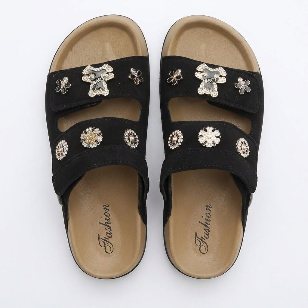 Isla | Sandalias con Plataforma y Pines Decorativos