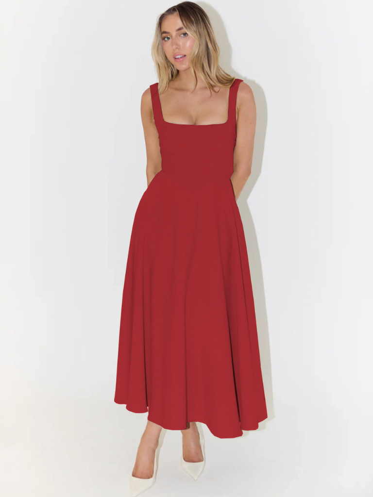 Vestido largo con escote cuadrado y caída fluida