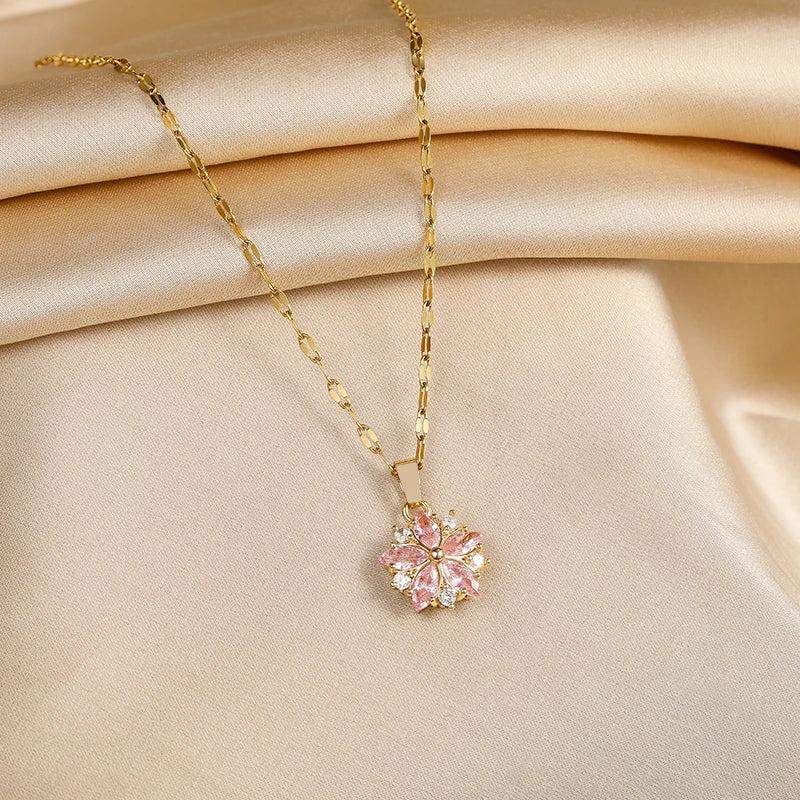 Collar Sakura Rosa Romántico en Acero