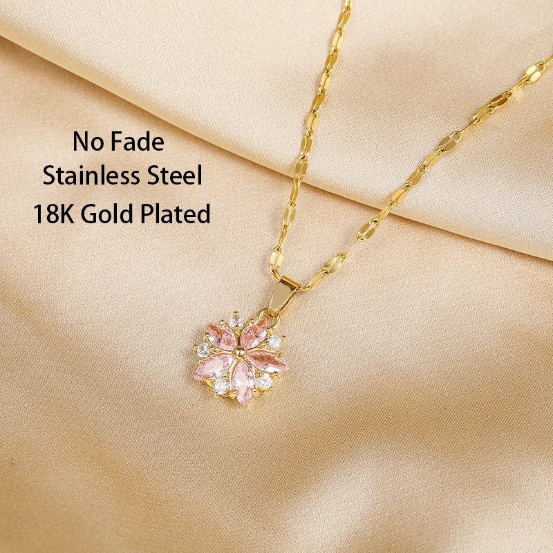 Collar Sakura Rosa Romántico en Acero