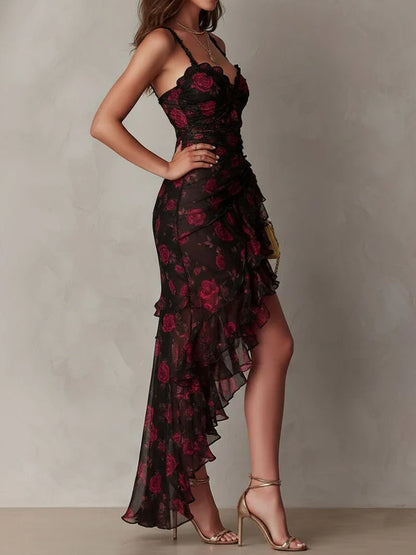 Lucía Vestido Chic Negro y Rojo con Estampado Floral y Volantes en el Bajo