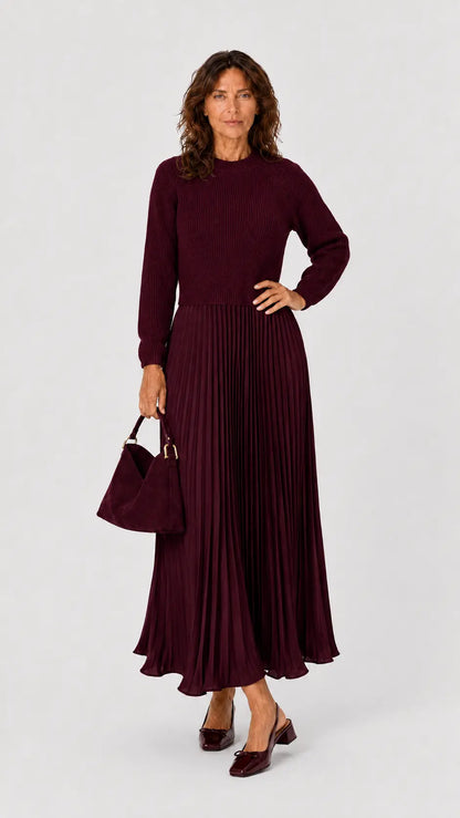 Vestido de punto con falda plisada
