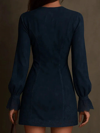 Brisa - Mini Vestido de Ante con Encaje