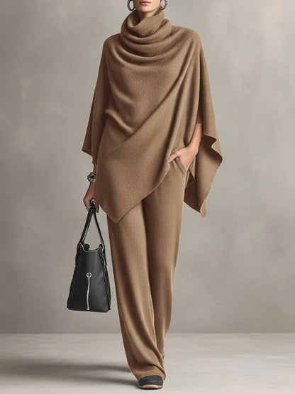 Giana – Conjunto elegante con poncho drapeado y pantalón