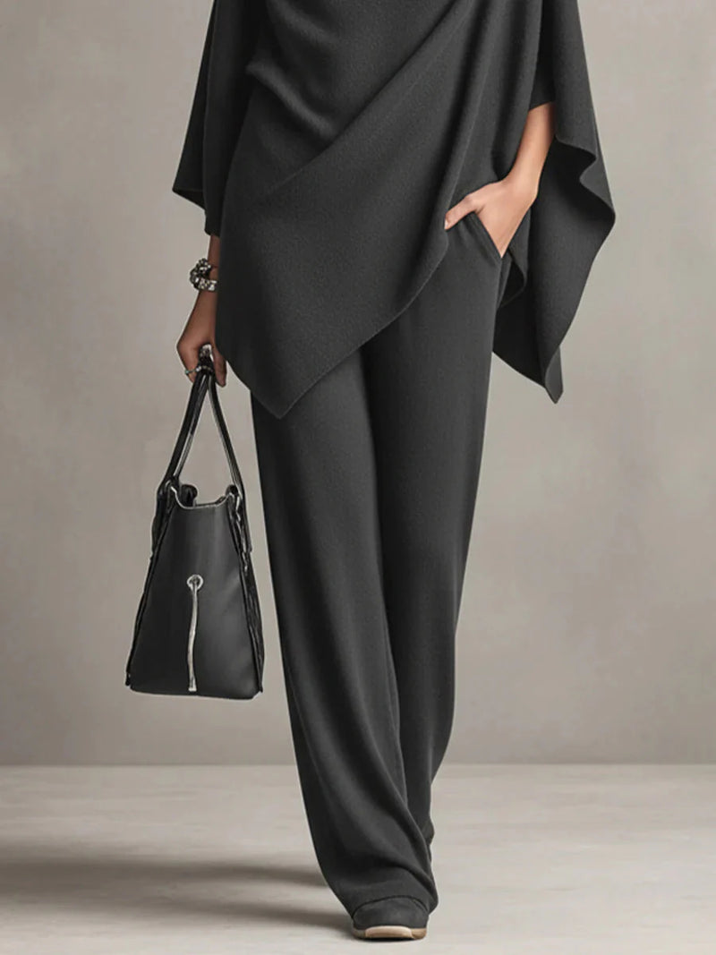 Giana – Conjunto elegante con poncho drapeado y pantalón