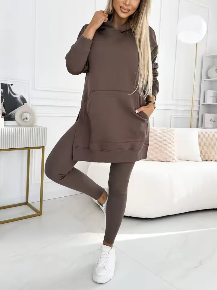 Isabel - Conjunto casual con capucha