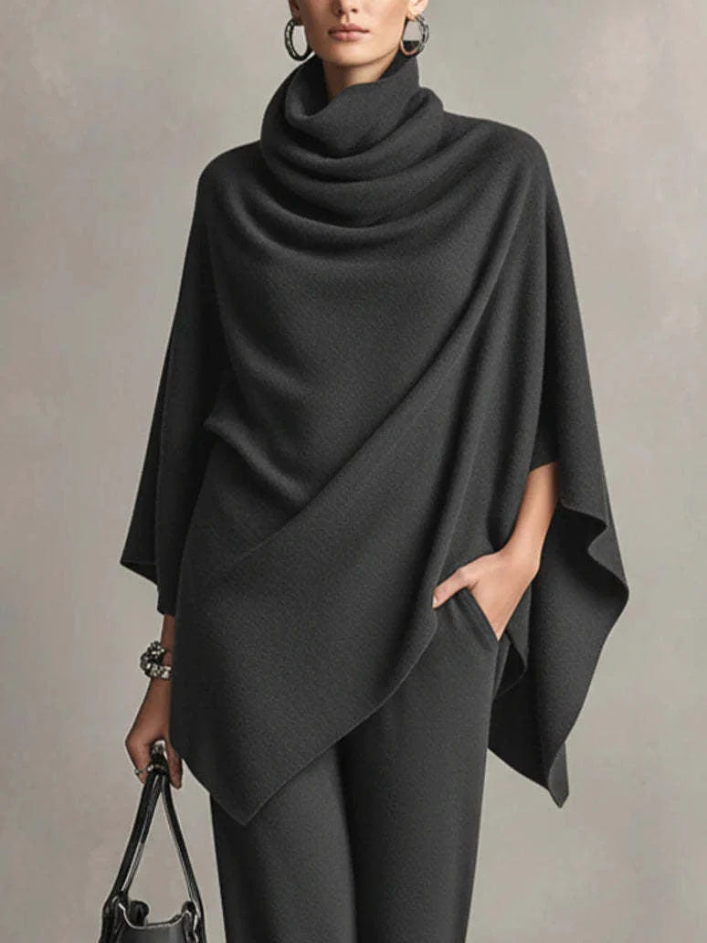 Giana – Conjunto elegante con poncho drapeado y pantalón