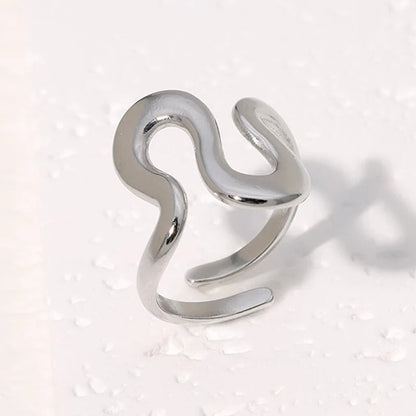 Lucía Anillo Dorado de Acero Inoxidable con Baño PVD de Oro 18K