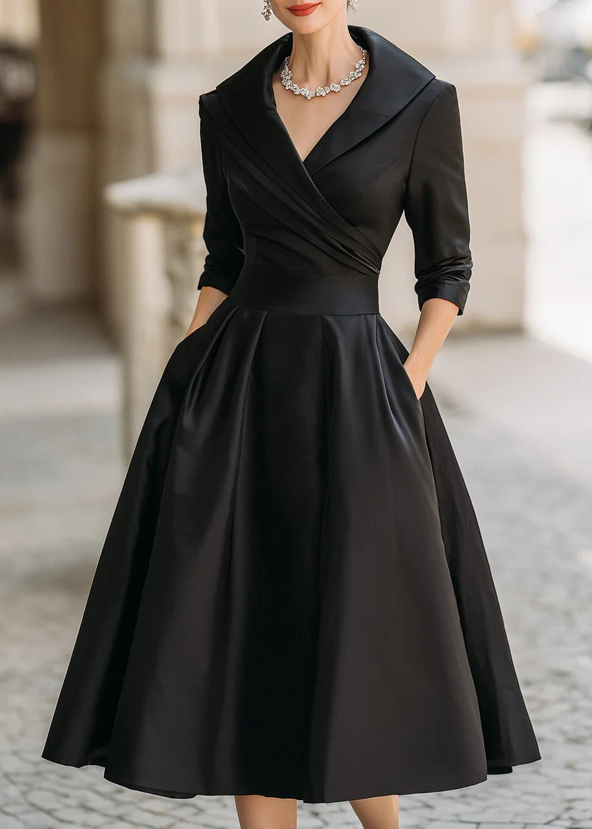 Vestido midi de satén de inspiración vintage con cuello drapeado