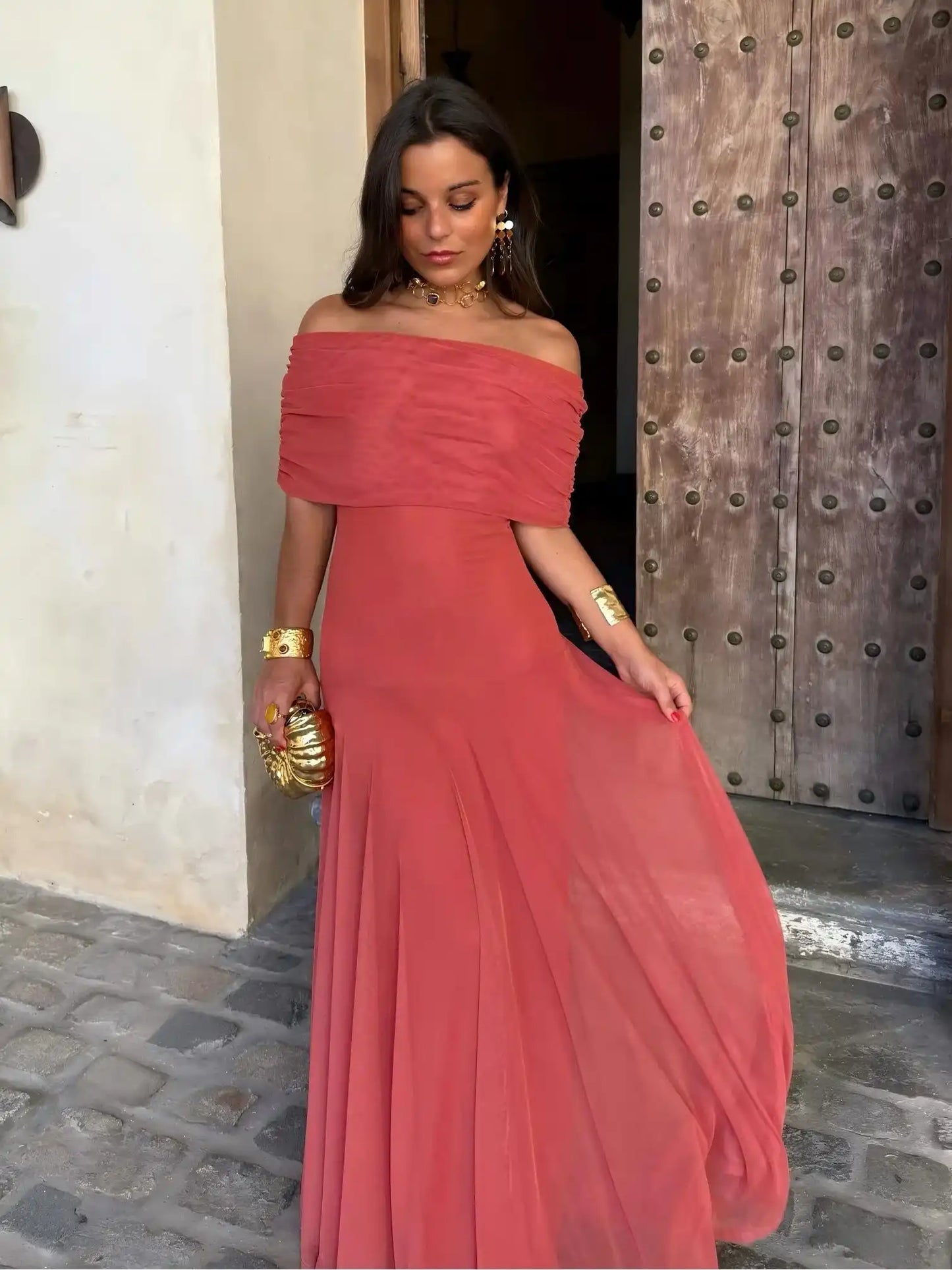 Vestido maxi de malla toledo con un solo hombro