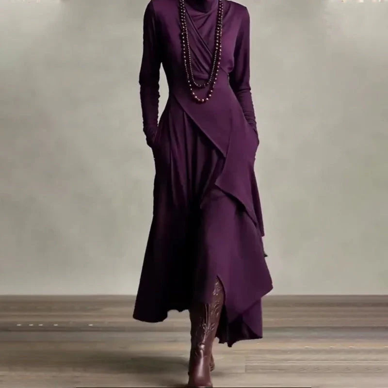 Elena - Vestido maxi elegante con cuello alto y drapeado asimétrico